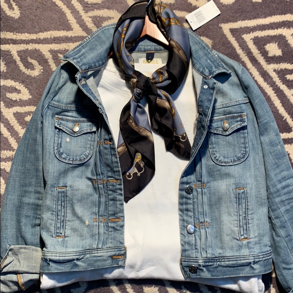 ECHO - Square Blue/Navy Buckle Scarf